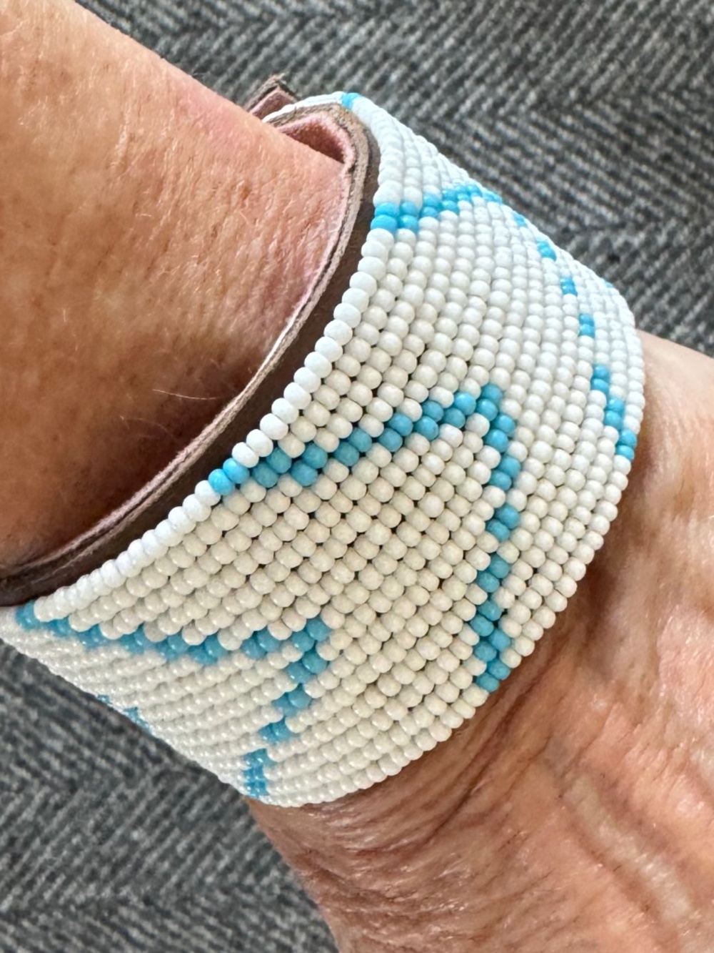 NWOT, SWAHILI COAST, BEADED LEATHER CUFF IN CUTE COLORFUL PATTERN
